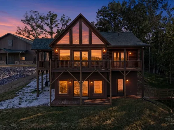 318 Heron Drive, Wilkesboro, NC 28697