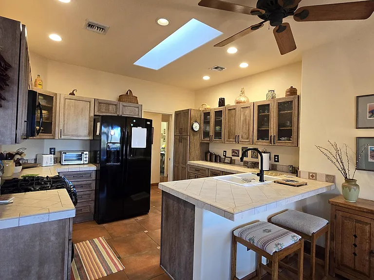14770 N Windshade Dr — Photo 8