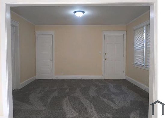 2nd image of 150 N 9th St #4