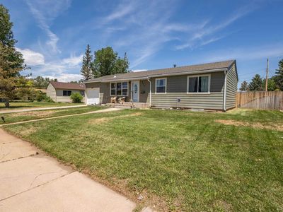 907 Curtis St, Laramie, WY, 82072