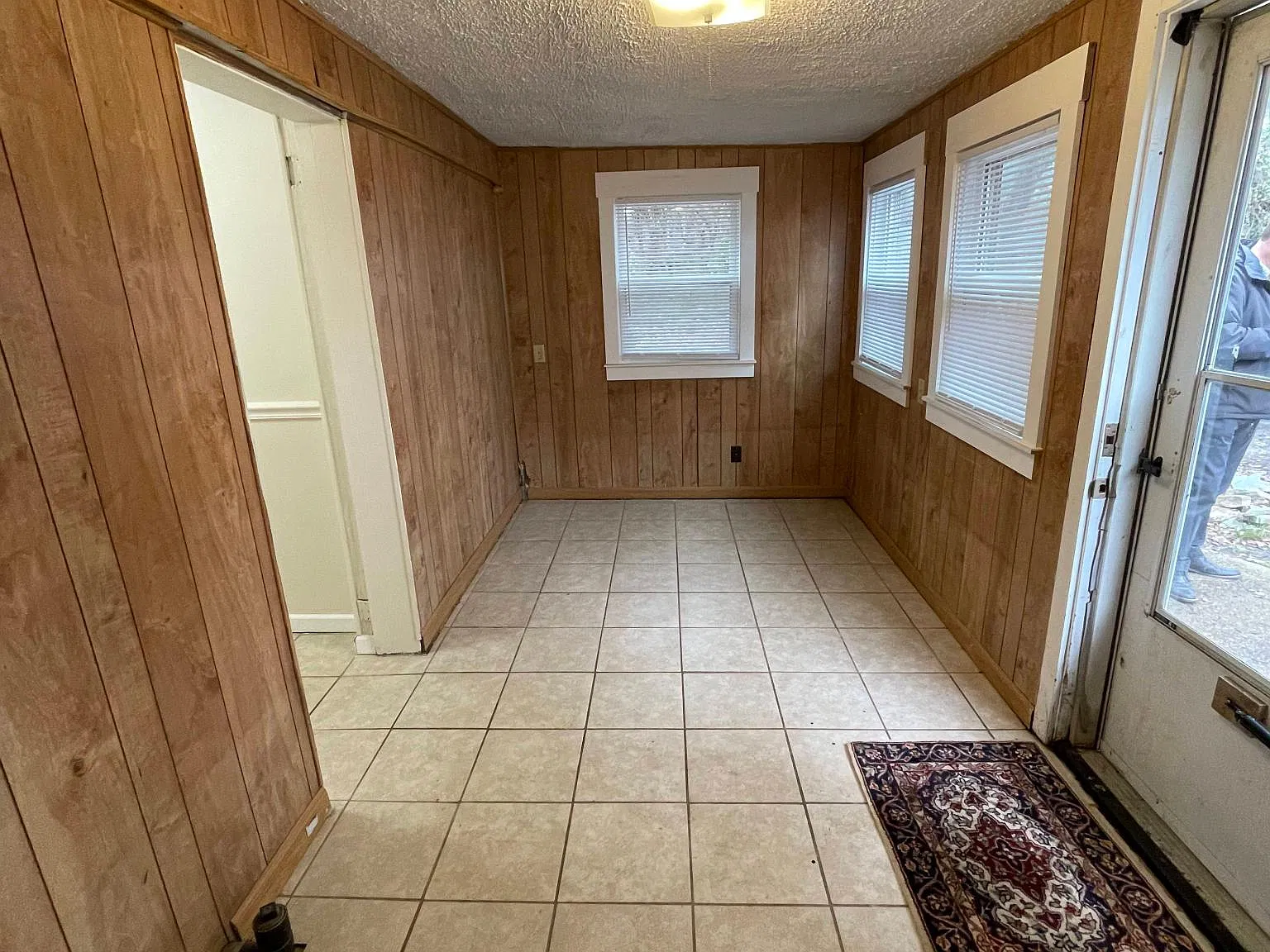 1 bed, 550 sqft, $925 — Photo 2