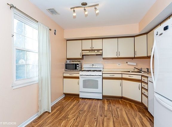 5th image of 1290 Falmouth Way #1290