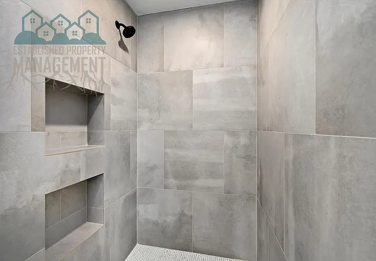 10642 W Lothbury Dr — Photo 33