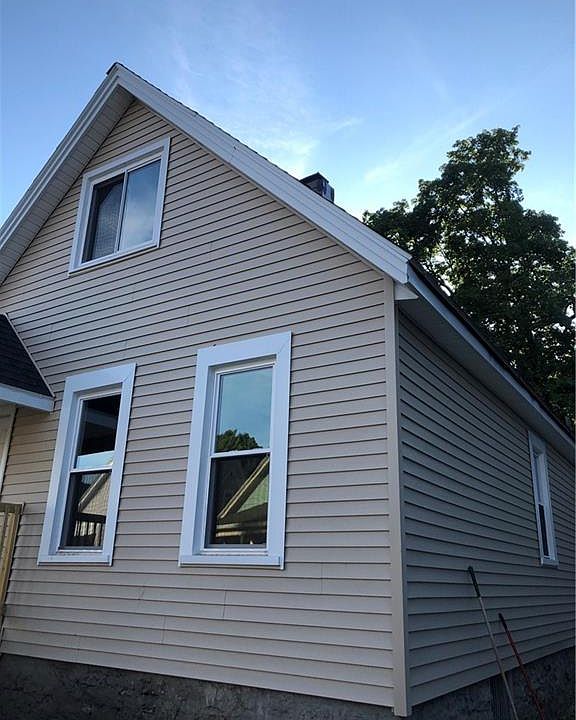 2nd image of 69 Bloomfield Pl