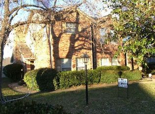 905 Ash Grove Ln, Desoto, TX 75115