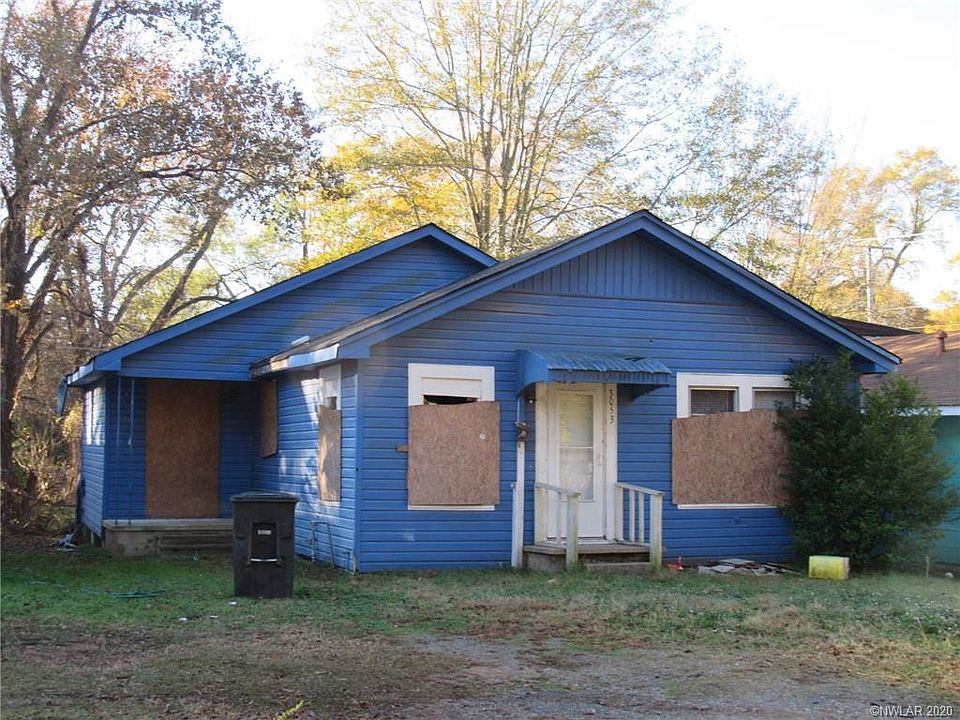 1st image of 3053 Woodford St