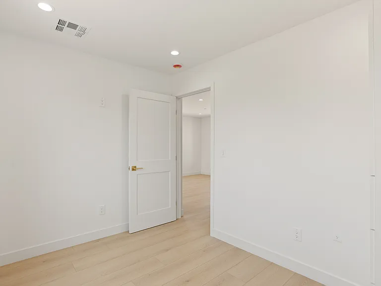 11502 Valjean Ave #1/2 — Photo 18