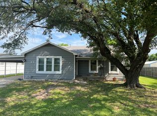 103A Elm St, Donie, TX 75838