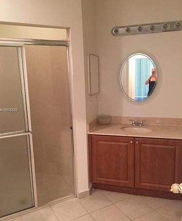 3rd image of 5143 Madison Lakes Cir E