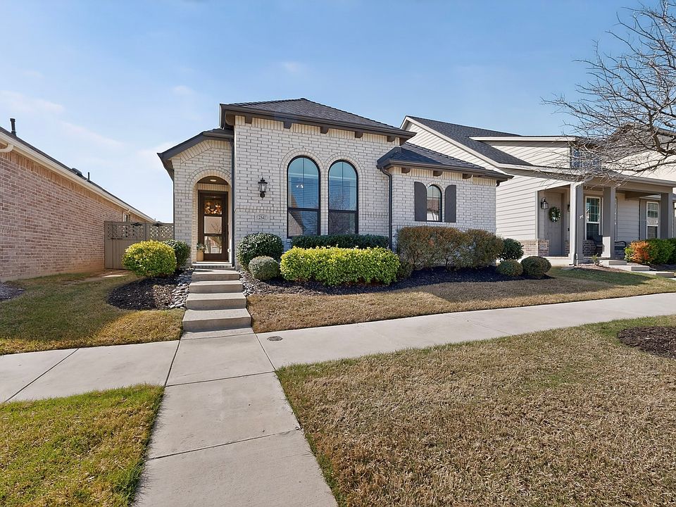 1st image of 2541 Stella Ln