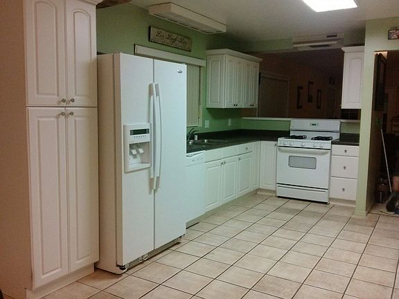 3rd image of 3123 Floral Vista Ave
