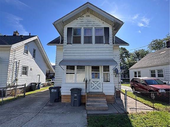 4th image of 576 Bronx Dr