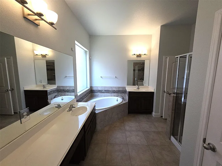 1015 Walsh Hill Trl — Photo 15