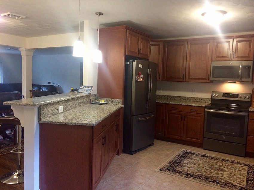 2nd image of 516 Kirkwood Ln