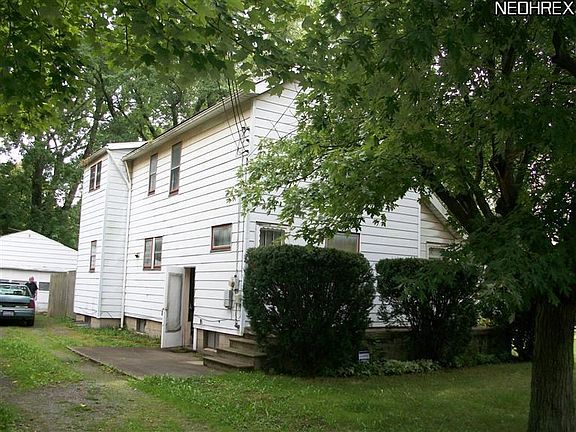 2nd image of 1535 Adelaide Ave SE