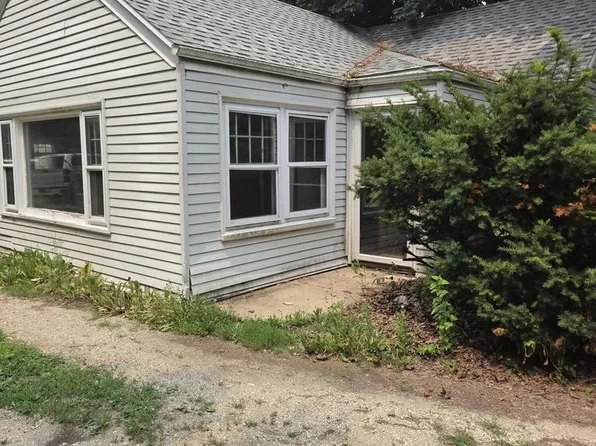 210 S Newman ROAD, Racine, WI 53406