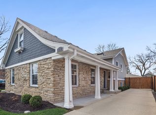 216 E Fremont Ave, Elmhurst, IL