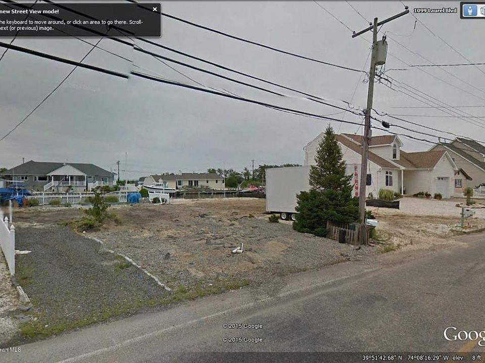 1st image of 1102 Laurel Blvd