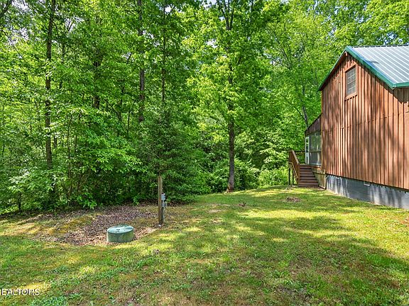 7th image of 4912 Honey Creek Loop Rd