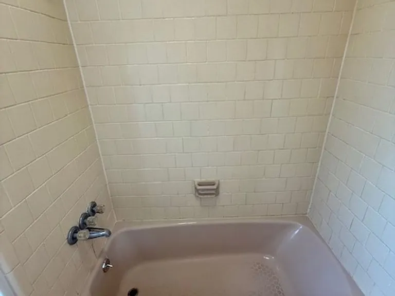 594 Florosa Ct — Photo 5