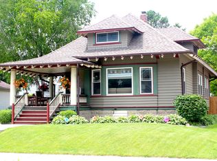 1965 S 82nd St, West Allis, WI 53219