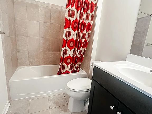2nd image of 1057 Chapman Cir