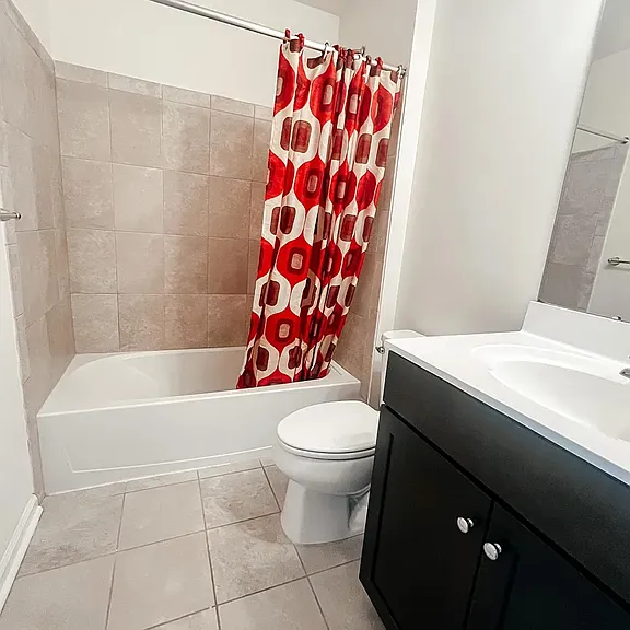 1057 Chapman Cir — Photo 2