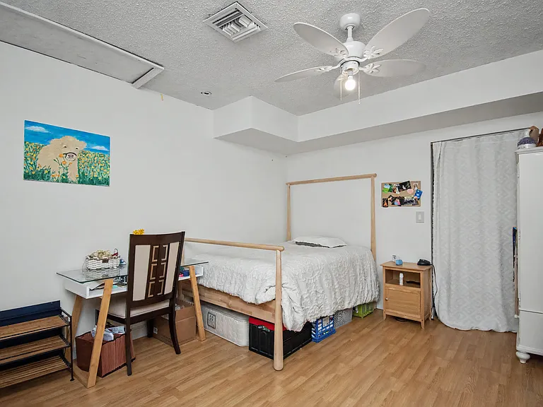 22209 Morning Glory Ter — Photo 34
