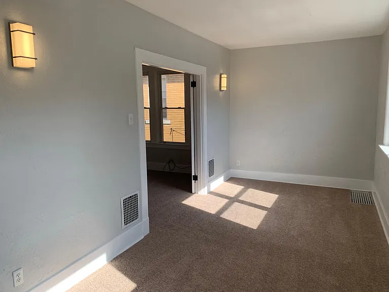 210 Olympia St #2 — Photo 8