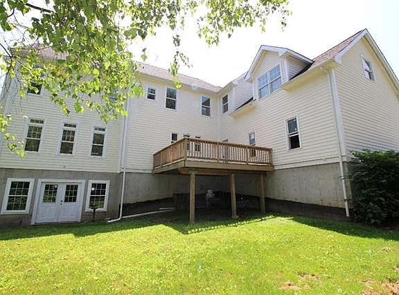 2nd image of 42 Varna Ln