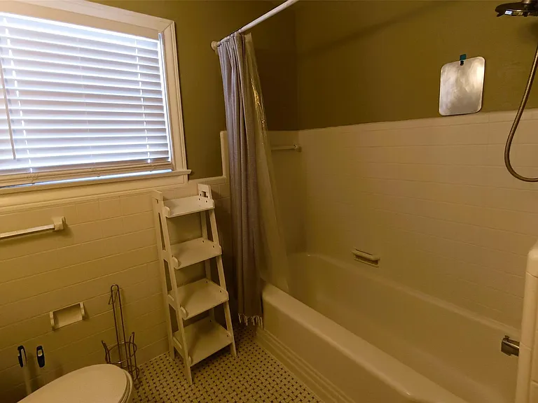 6906 Van Etten St — Photo 18