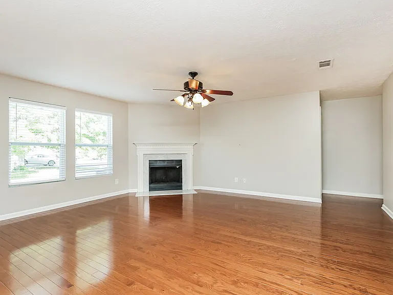 227 Elderberry Way — Photo 5
