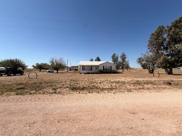 6212 Beaver, Smyer, TX 79367