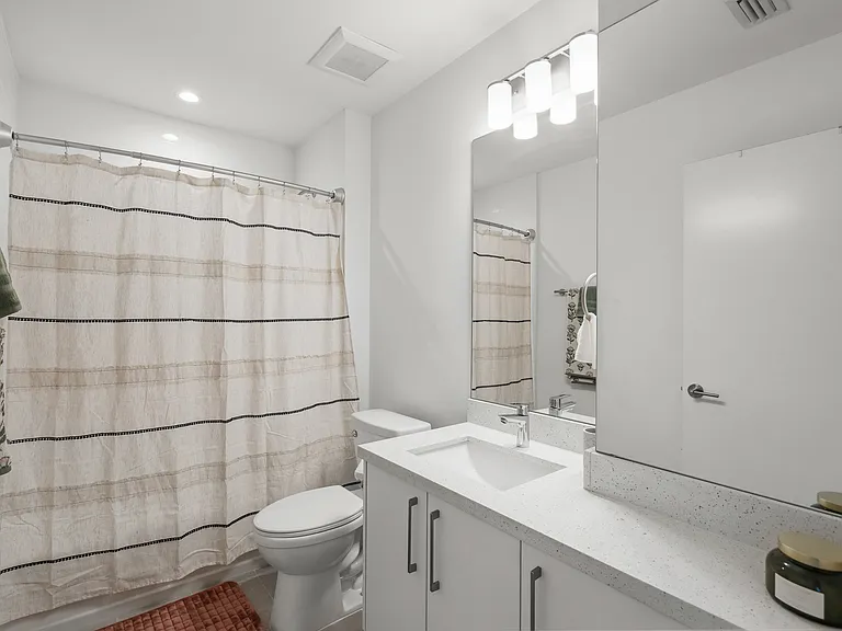1201 SW 27th Ave #401 — Photo 15