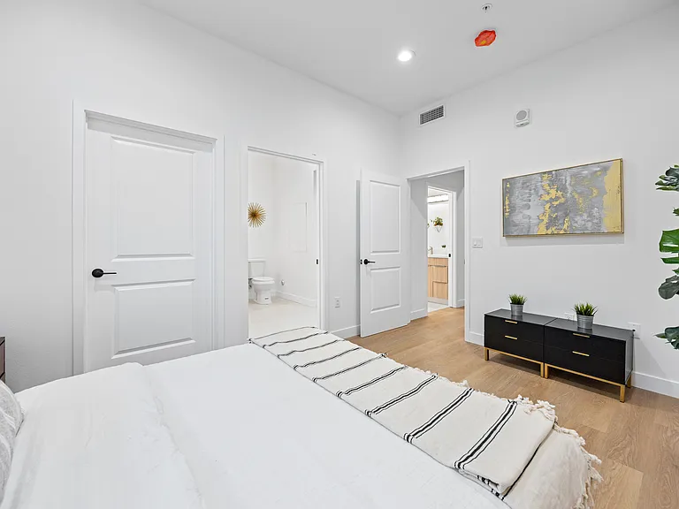 13857 Leffingwell Rd — Photo 33
