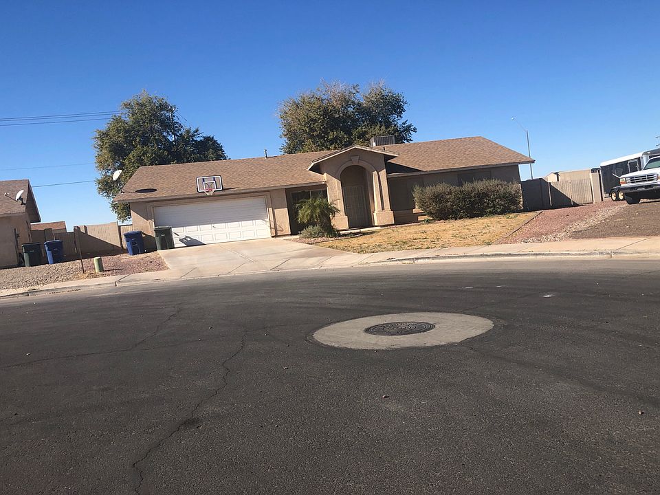 1st image of 4022 S Jasmine Ave