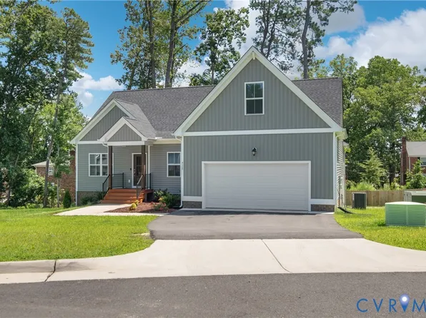 4325 Poplar Village Dr, Chester, VA 23831