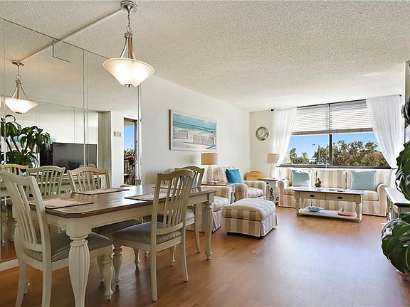 3rd image of 6269 Palma Del Mar Blvd S APT 305