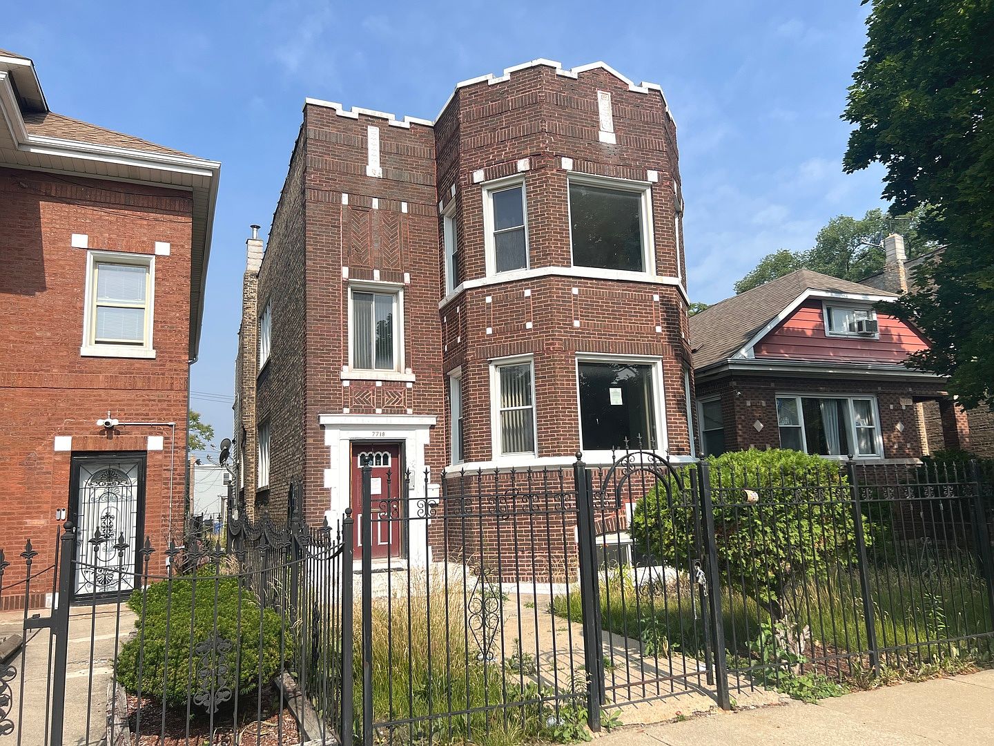 7718 S Bishop St, Chicago, IL 60620 | Zillow