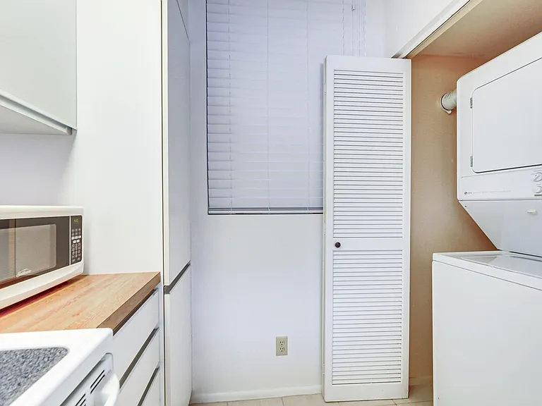 Laundry Room Cabinet