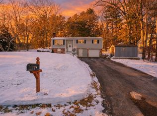 2 Brandywine Dr, Hooksett, NH 03106