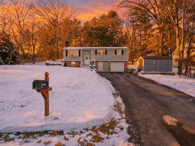 2 Brandywine Dr, Hooksett, NH, 03106