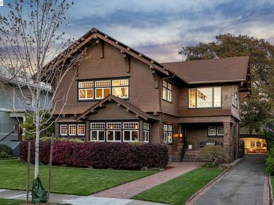 1122 Bay St, Alameda, CA, 94501