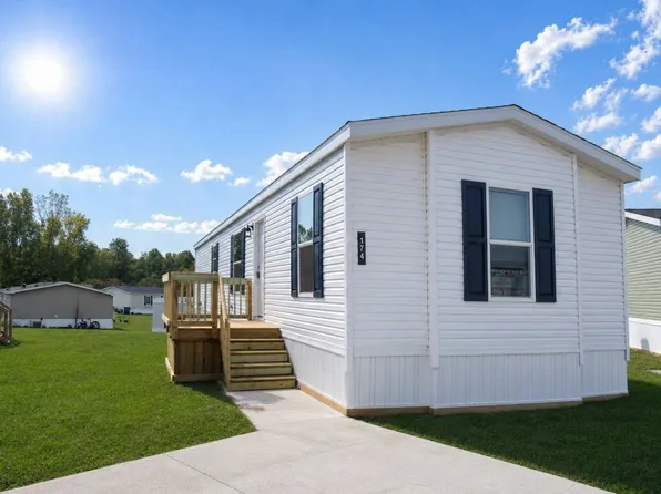 425 S Shoup St #174, Angola, IN 46703