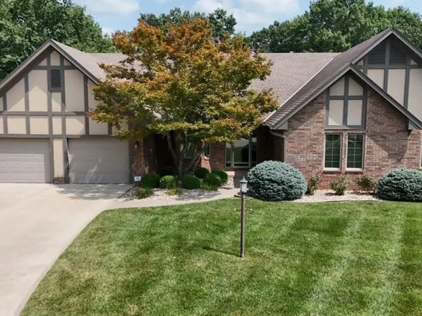 2309 Buckingham St, Saint Joseph, MO 64506