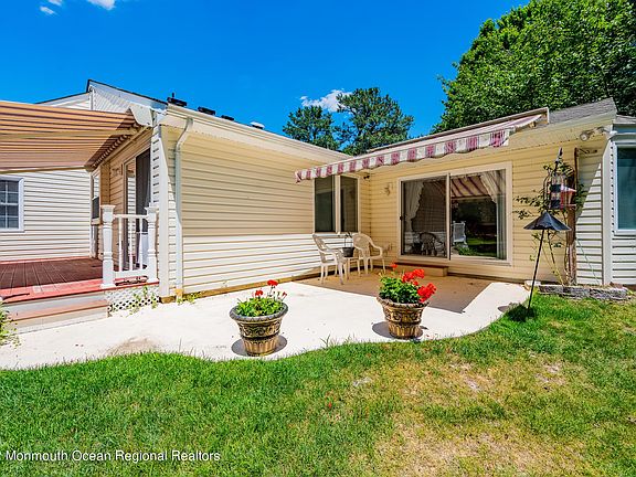 5th image of 6 Stonybrook Ct