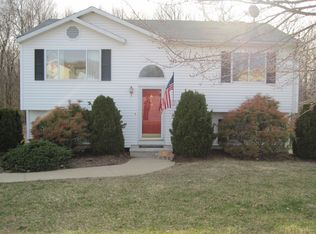 16 Amanda, Montville, CT 06382