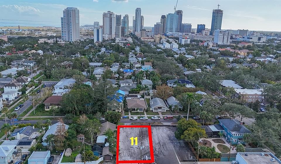 1st image of 135 10TH AVENUE NE LOT 10