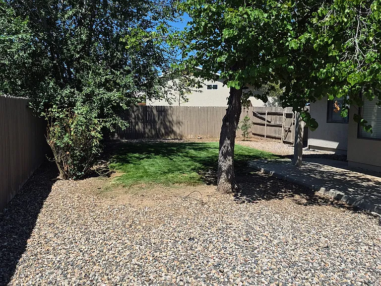 7851 E Marigold Ln — Photo 26