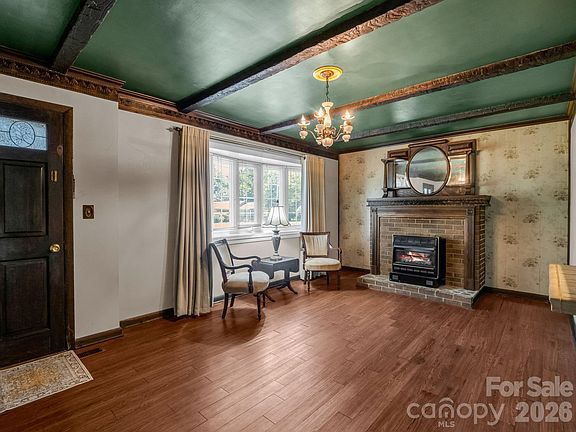 5th image of 2302 Crosby Dr